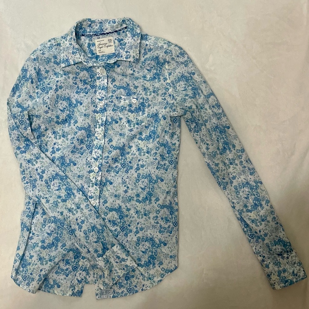 American Eagle Button Down Floral Small